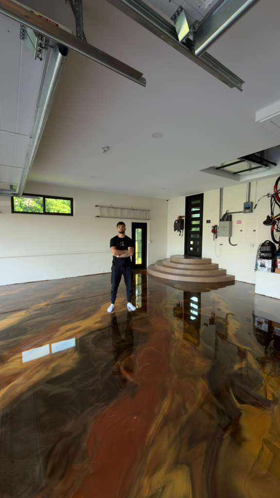 Epoxy Flooring in Cape Coral, FL: Garage & Humidity Guide